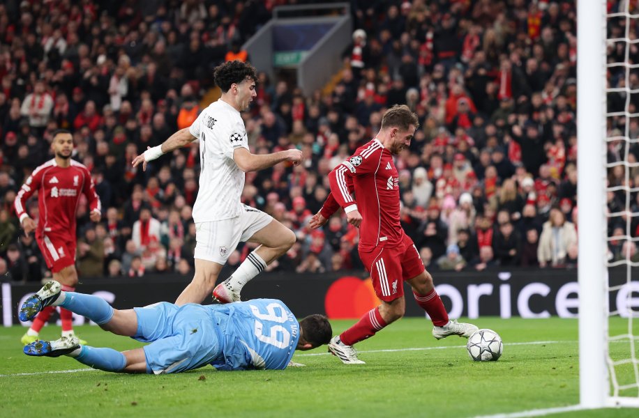 Ливърпул Карабах1