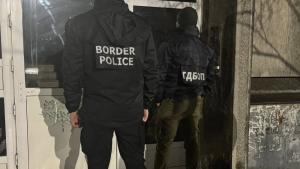 мигранти ГДБОП каналджии