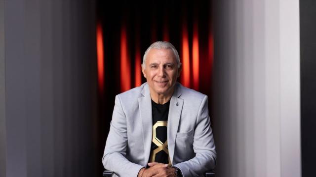 От Пловдив до Барселона: „Камп Ноу“ отваря врати за „Вече играеш… Стоичков“