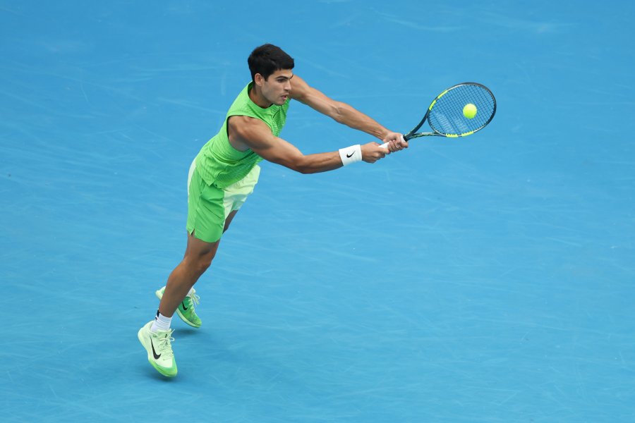 Алкарас Зверев1