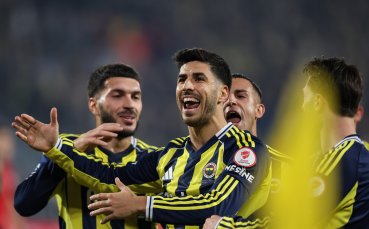 Фенербахче договори френски нападател, разделя се с Дуран