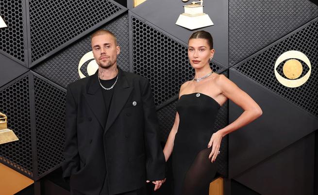 Джъстин Бийбър озадачи феновете си по боксерки (СНИМКИ)