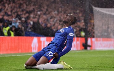 Евертън взима под наем крило от Челси