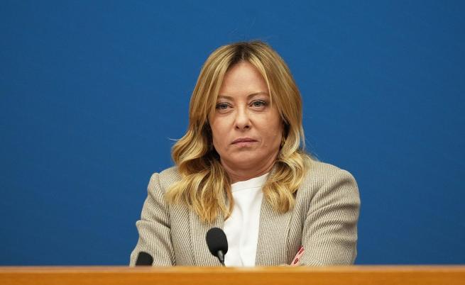 „Не, определено не съм ангел“ – Джорджа Мелони за спорна фреска в църква