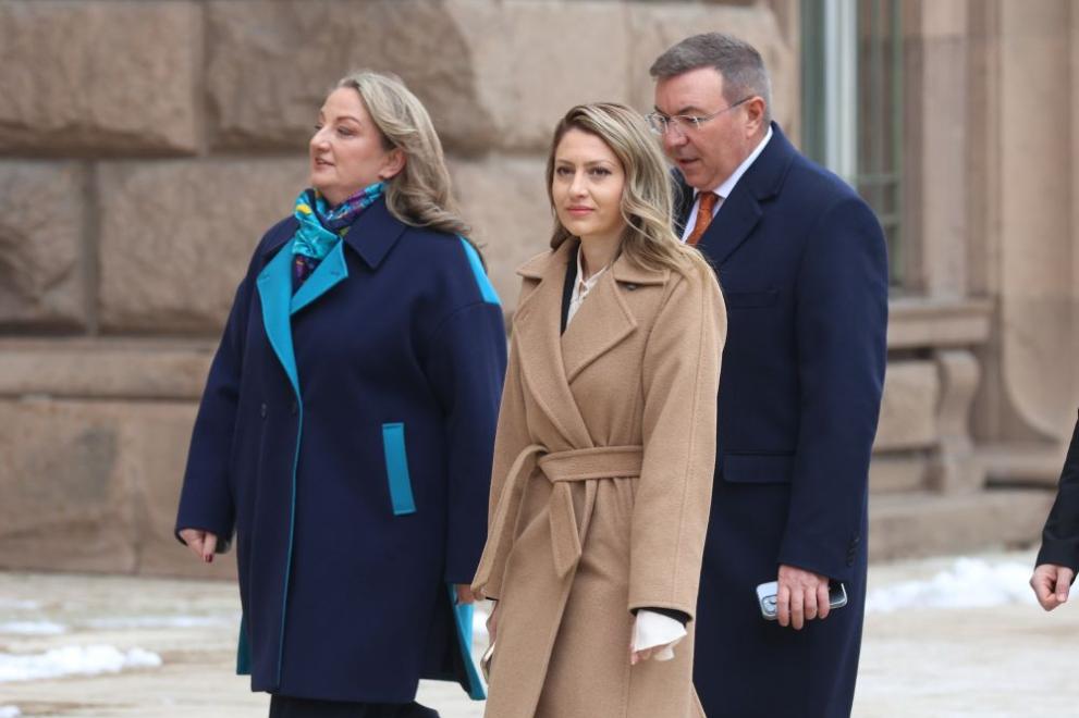  ГЕРБ на съвещания при Йотова 