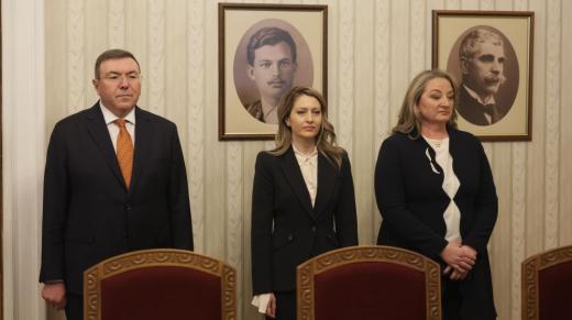 ГЕРБ на консултации при Йотова