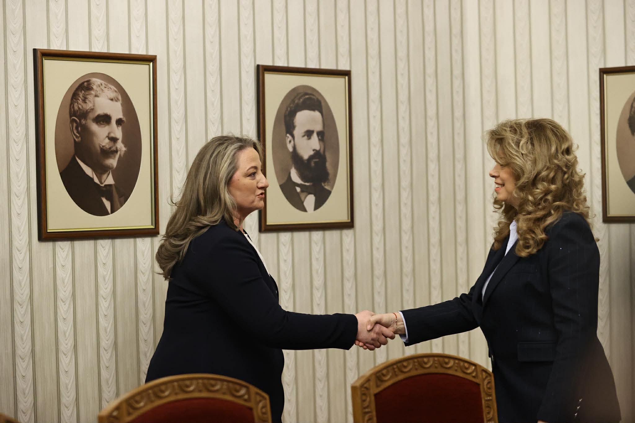 герб сдс илияна йотова