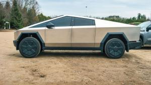 cybertruck сайбъртрък