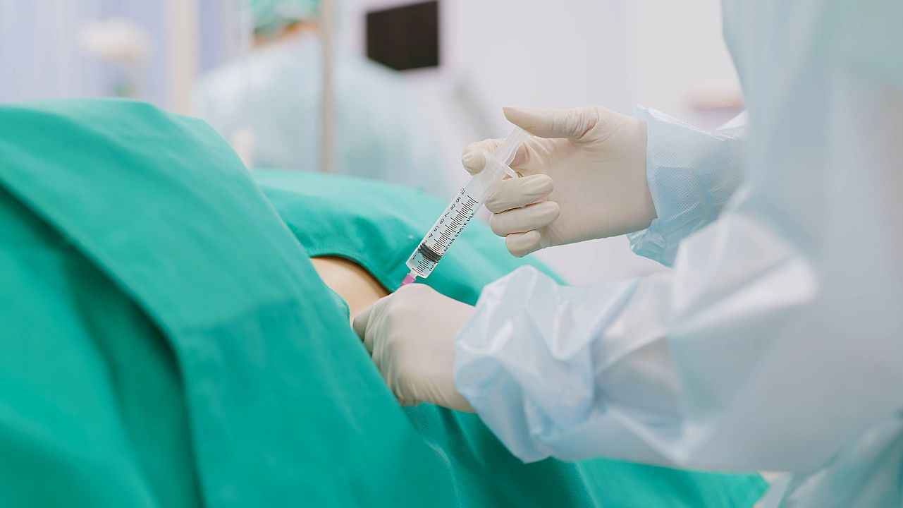 Без упойка за поддръжници на Тръмп – скандалното решение на един медик