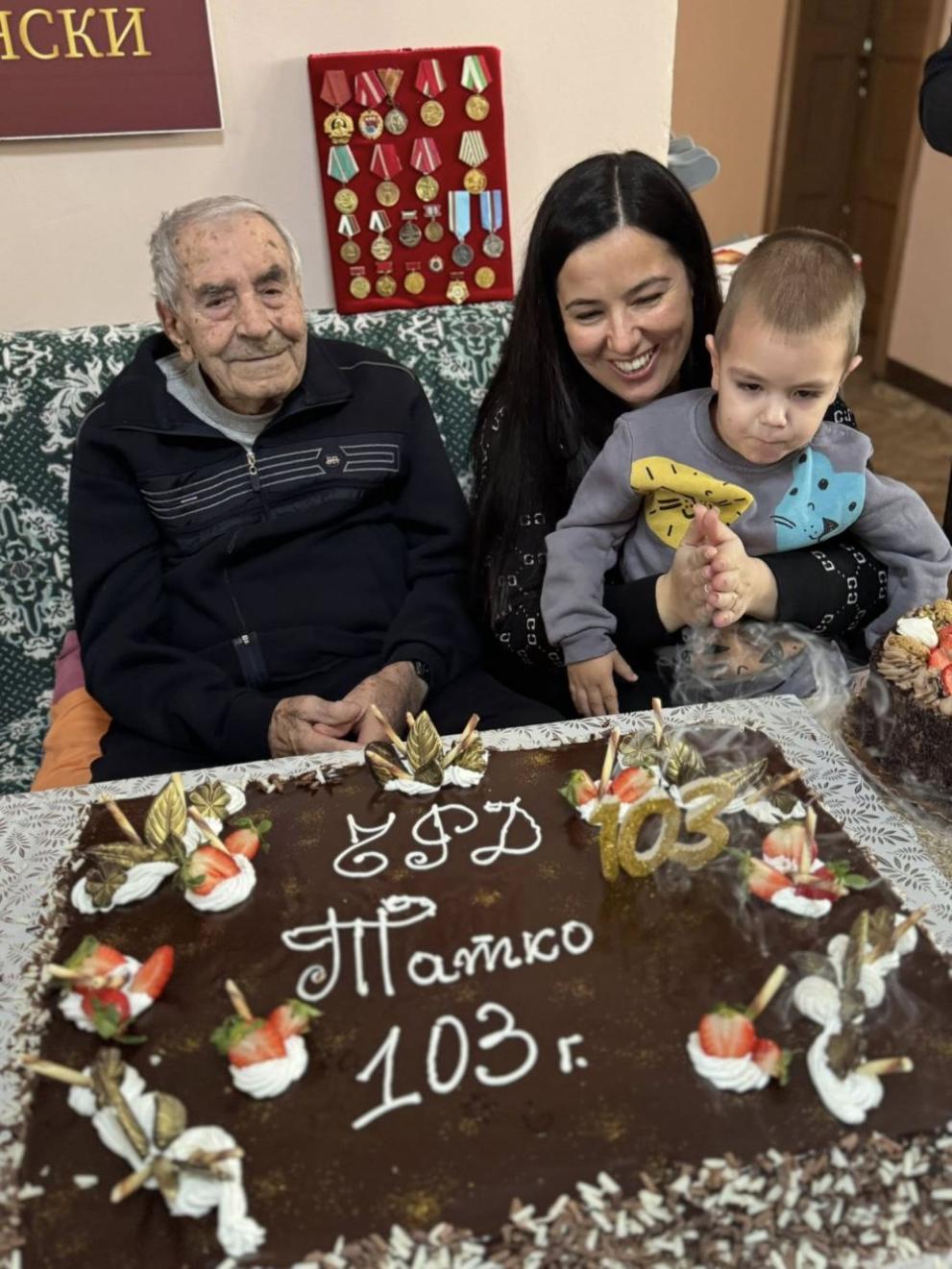 103 години от живота на фронтовака Трифон Видаркински