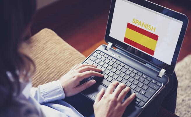 Испания забранява достъпа до социални мрежи за деца