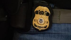 ICE имиграционни власти САЩ