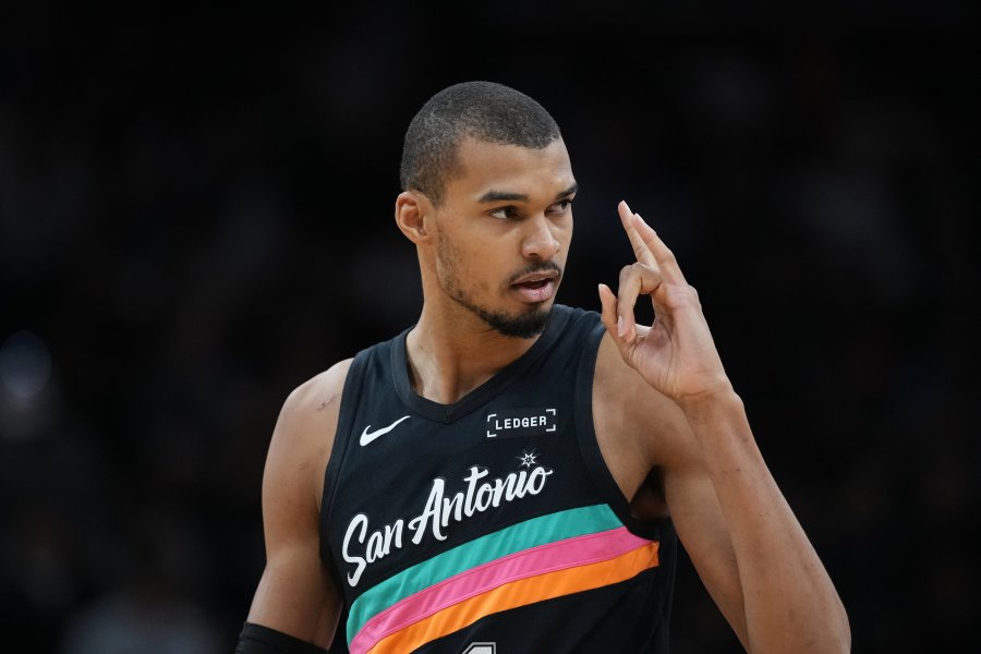 Сан Антонио Спърс Оклахома Сити Тъндър1