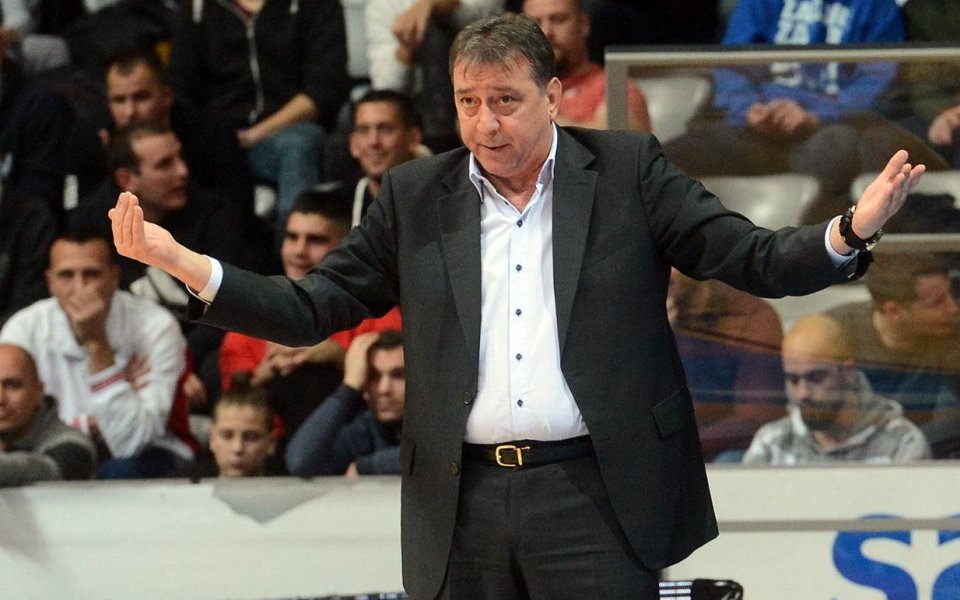 Бивш треньор на Лукойл Академик пое Спартак Плевен