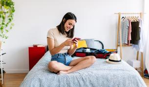 4 неща от списъка за пътуване, които не предполагаш, че можеш да купиш през телефона си