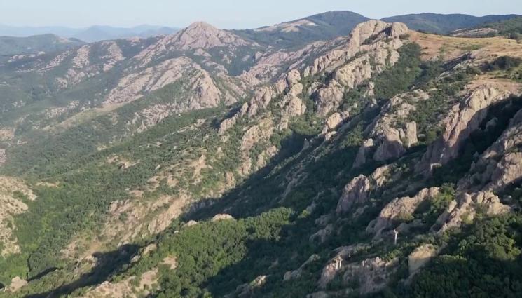 Сините камъни - Съдът обяви за незаконно изграждането на туристически комплекс в ПП „Сините камъни“