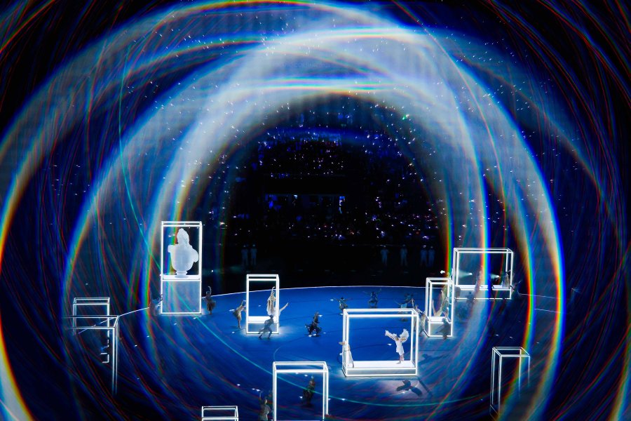 Церемонията по откриване на Зимните олимпийски игри в Милано Кортина1