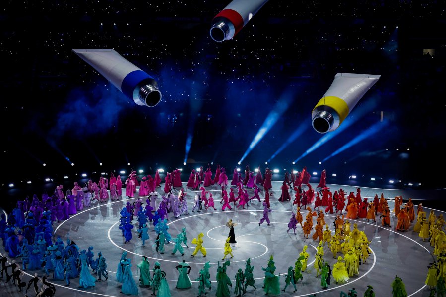 Церемонията по откриване на Зимните олимпийски игри в Милано Кортина1