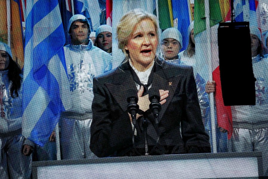 Церемонията по откриване на Зимните олимпийски игри в Милано Кортина1