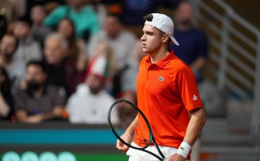 Сърцат Александър Василев се бори като лъв, но Белгия поведе в Пловдив