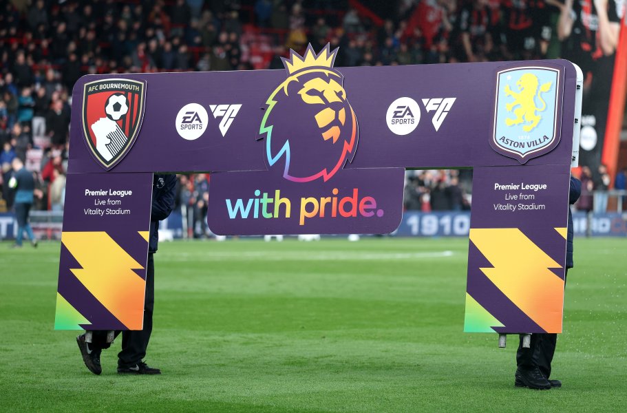 Борнемут Астън Вила1