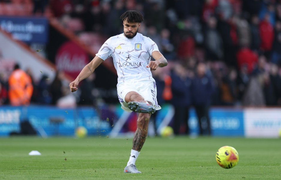 Борнемут Астън Вила1