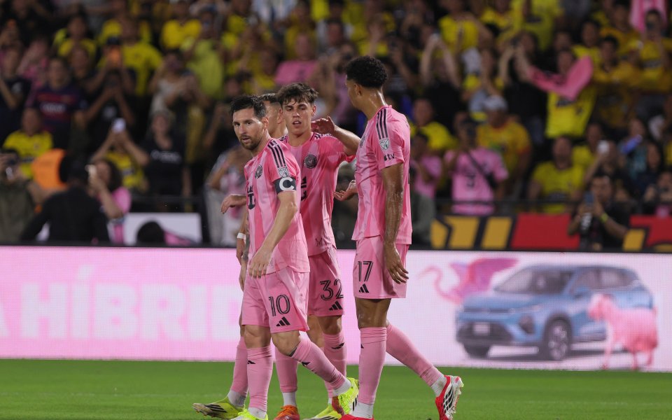 Меси главно действащо лице - записа гол и асистенция срещу Барселона (видео)