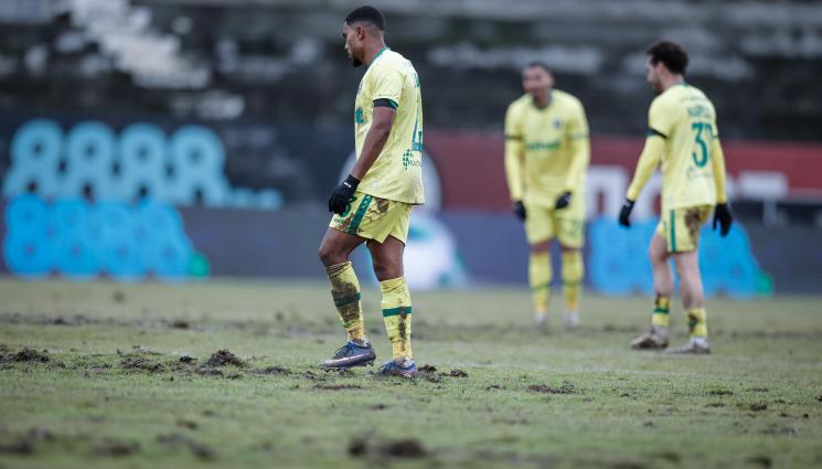 Футбол - Лудогорец излезе с ултиматум: Оставки или конгрес