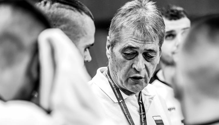 Спорт - Скръбна вест! Селекционерът на националите по хандбал издъхна във Франция