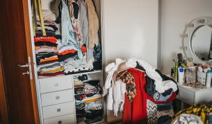 <p>Никога не оставяйте дрехите си на тези места, носи лош късмет</p>