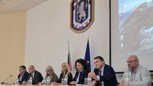 Полиция и прокуратура дават брифинг за хода на разследването по жестокия