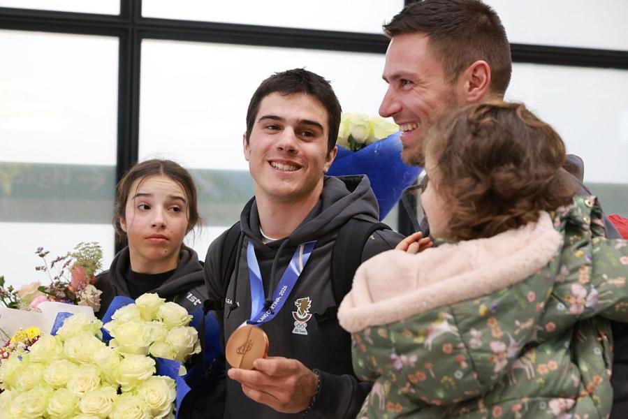 Тервел Замфиров1