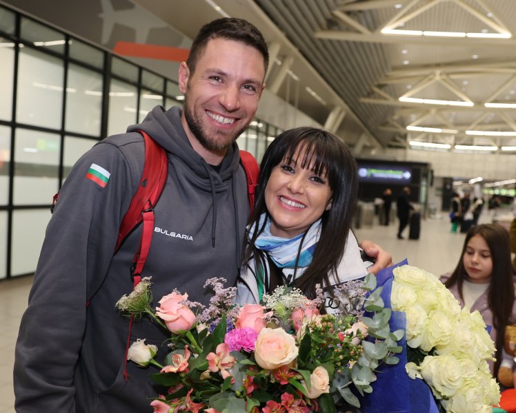Тервел Замфиров се завърна в България1