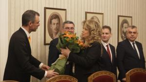 Държавният глава Илияна Йотова посрещна в президентството  Алианс за права и