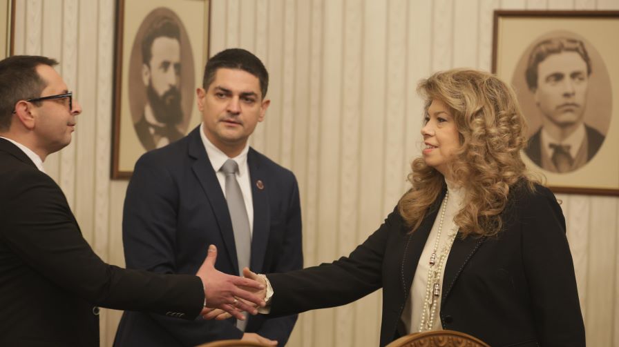 <p>МЕЧ отиде при президента, но отказа да проведе консултации</p>