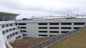 btaОбновеният многоетажен паркинг на Терминал 2 на летище Васил Левски