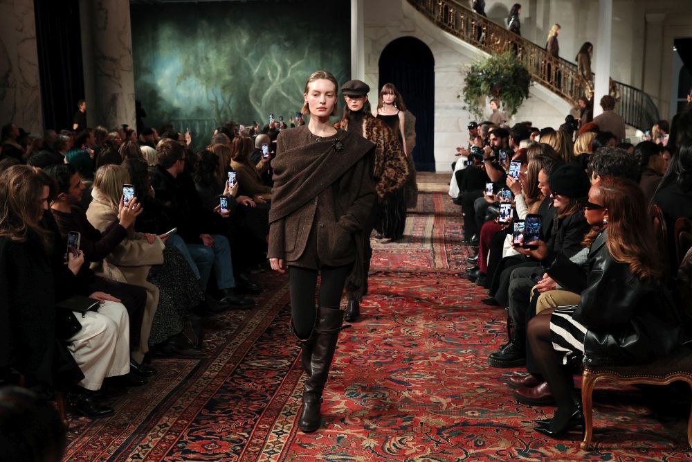 Модното ревю на Ralph Lauren есен зима 2026 като част от Седмицата на модата в Ню Йорк
