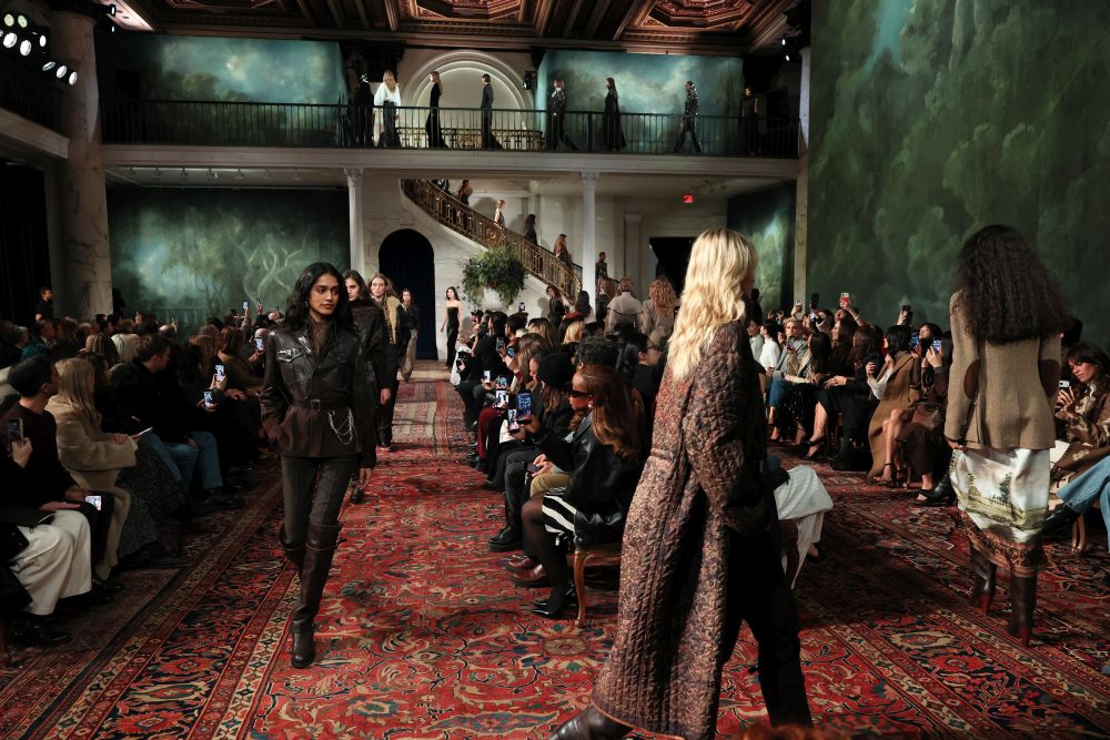 Модното ревю на Ralph Lauren есен зима 2026 като част от Седмицата на модата в Ню Йорк