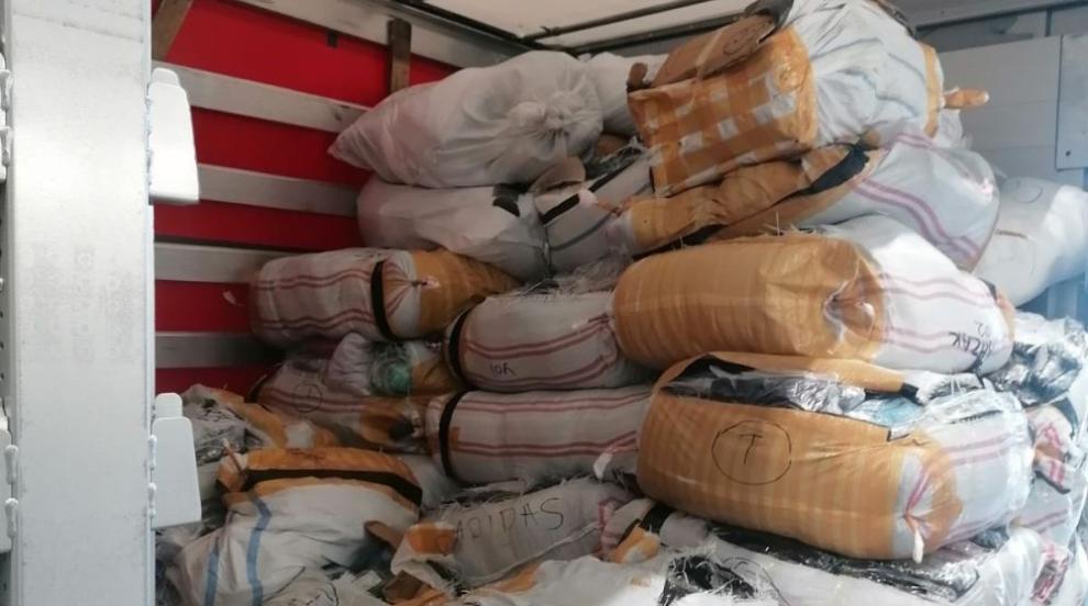 Митничари задържаха над 6800 фалшиви стоки на Дунав мост