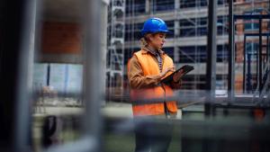 жена инженер