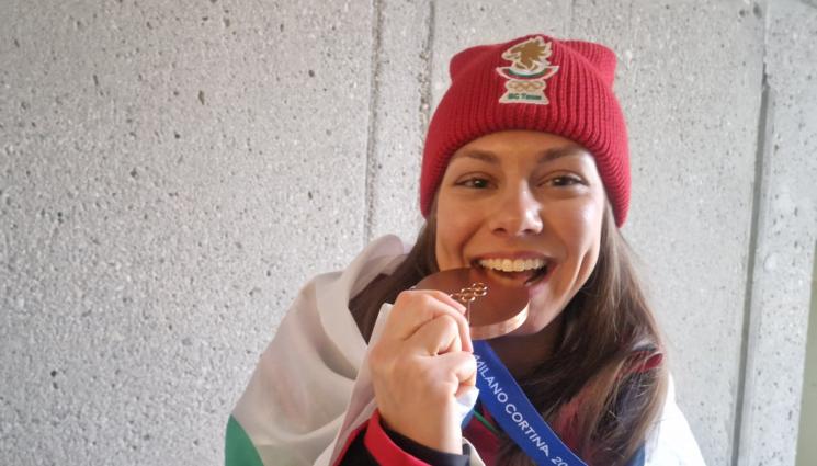 Лора Христова - Международни суперлативи за Лора Христова