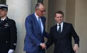 <p>Мерц и Макрон водят &bdquo;поверителни разговори&ldquo;</p>
