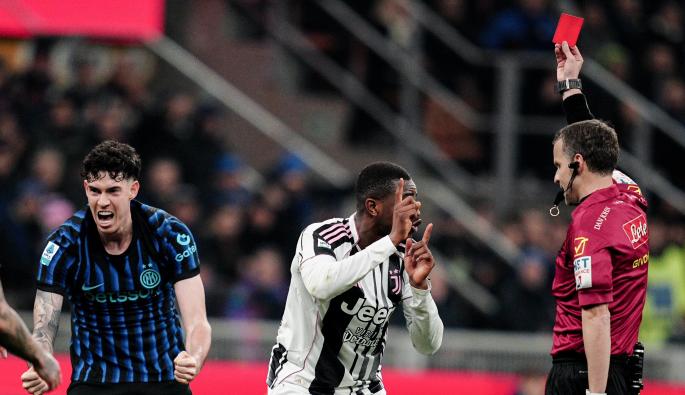 Бастони Калулу Интер Юве