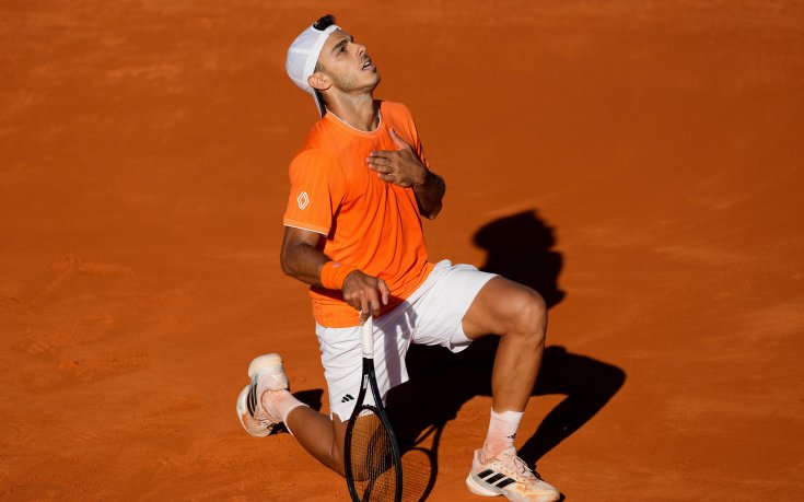 Италианец застава на пътя на Серундоло към 