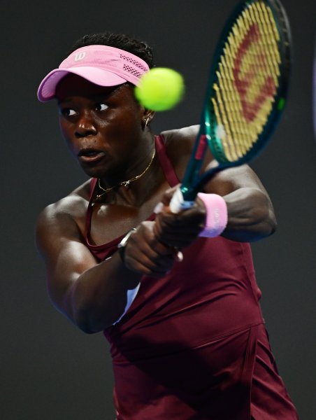 Каролина Мухова победи Виктория Мбоко и вдигна титлата в Доха1