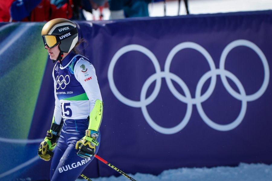 Гигантски слалом за жени с участието на Анина Цурбриген в1