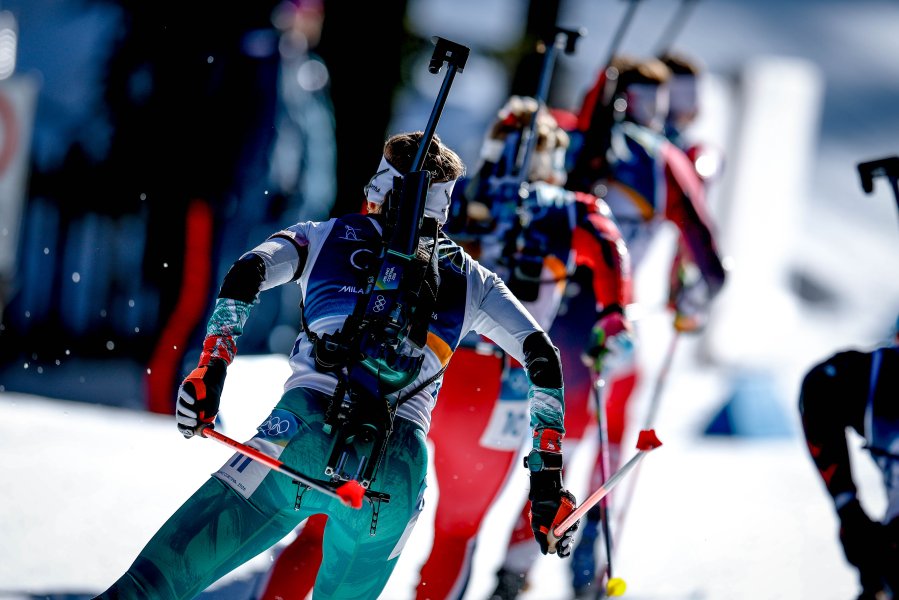 Преследване на 12 5 км в биатлона за жени с1