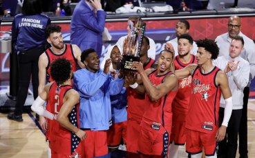 Младите звезди спечелиха турнира на звездите в НБА в истинско шоу