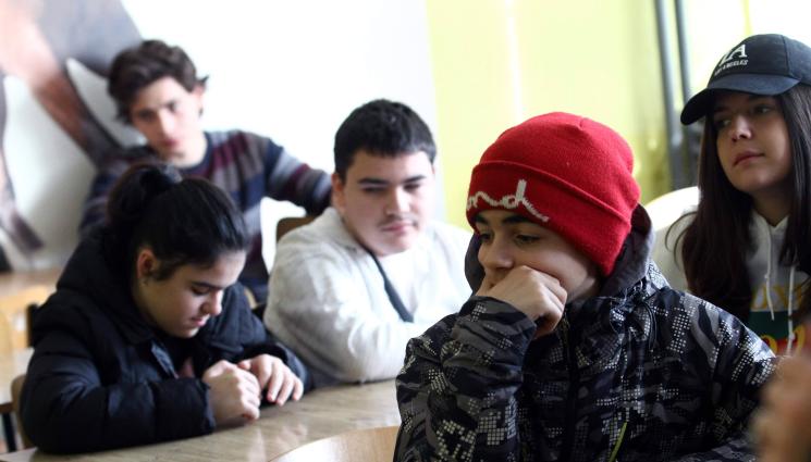 а - Затягат правилата за учещите индивидуално