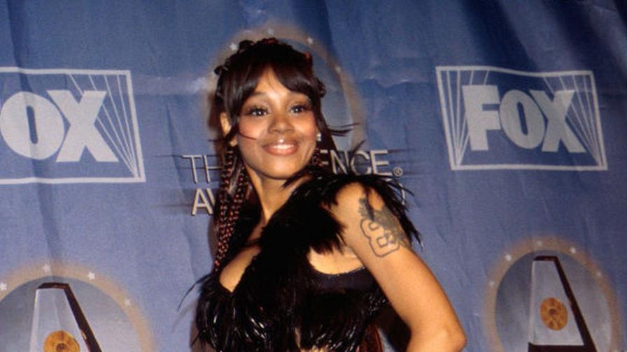 Възходът и трагедията на Лиса „Left Eye“ Лопес: Необичайните обстоятелства около смъртта на звездата от TLC